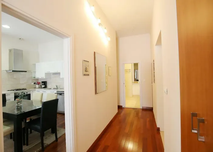 公寓 Seafront - Directly At The