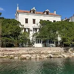 Seafront - Directly At The *
