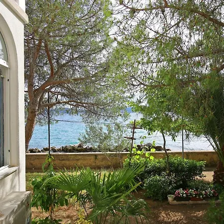 Seafront - Directly At The 扎达尔