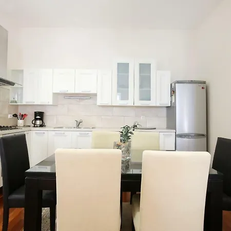 Apartment Seafront - Directly At The *